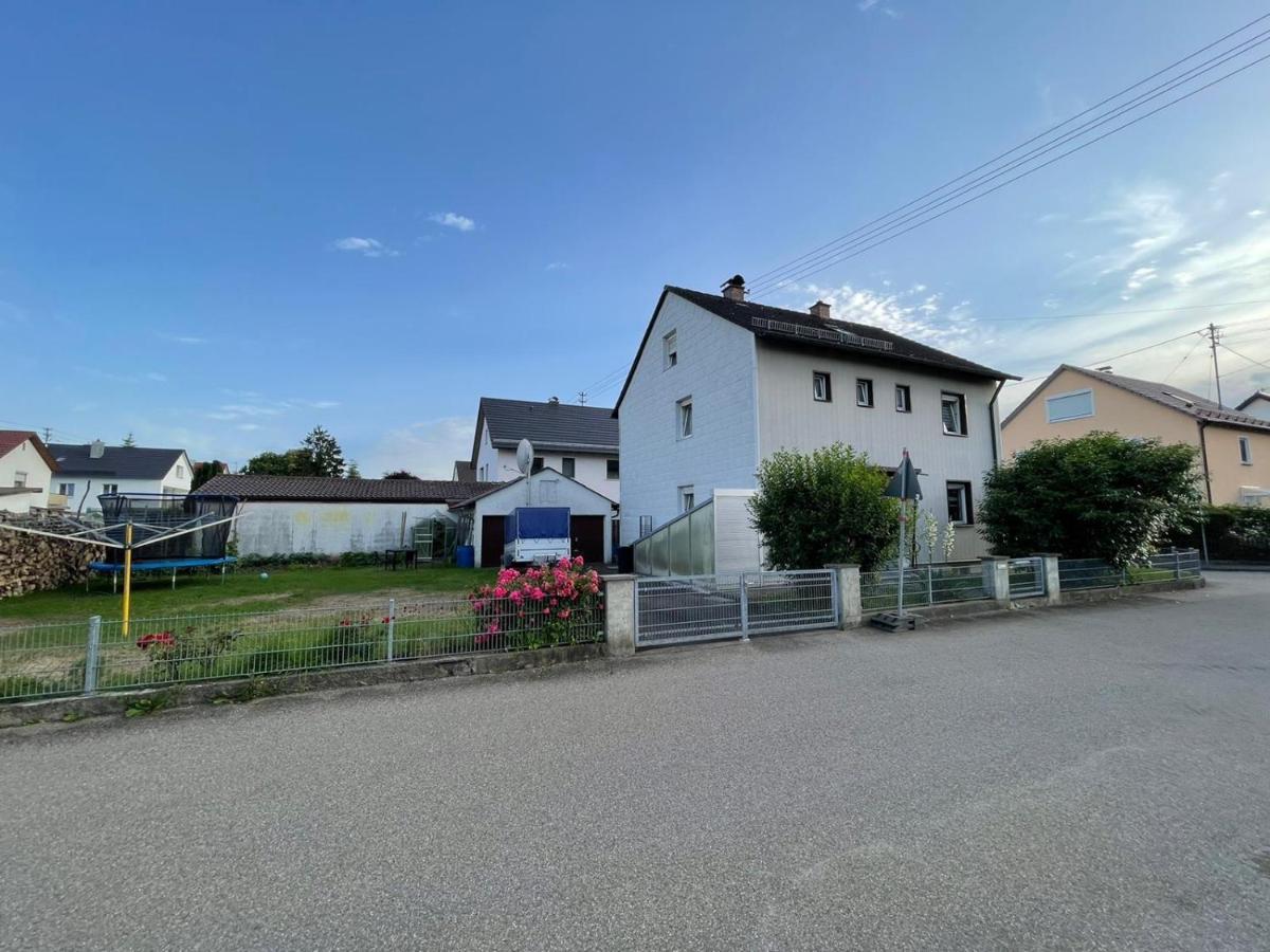 Guntia Apartment Mit Grossem Garten Guenzburg Exterior photo